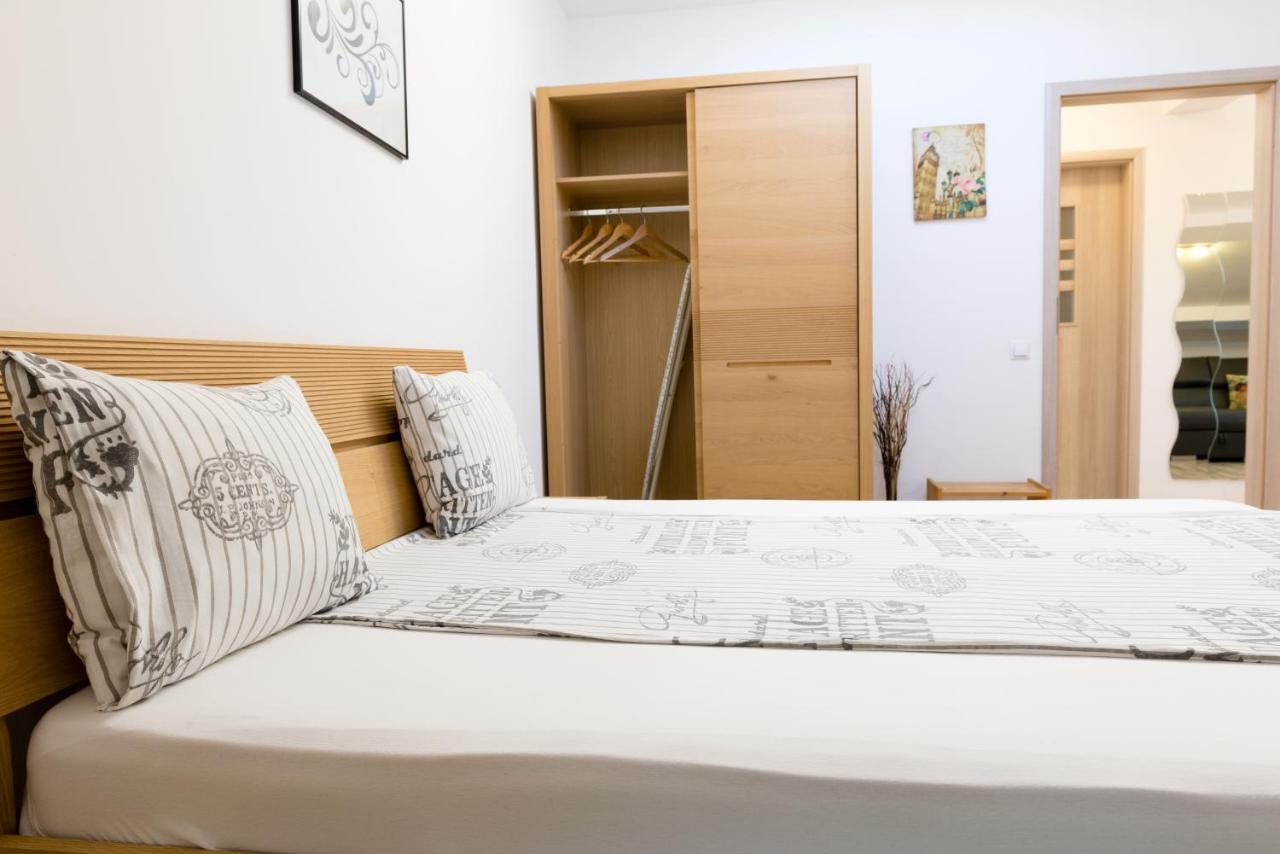 Romexpo Apartment Luxury - Aproape De Centru Si Parc Herastrau! Bucureşti Ngoại thất bức ảnh
