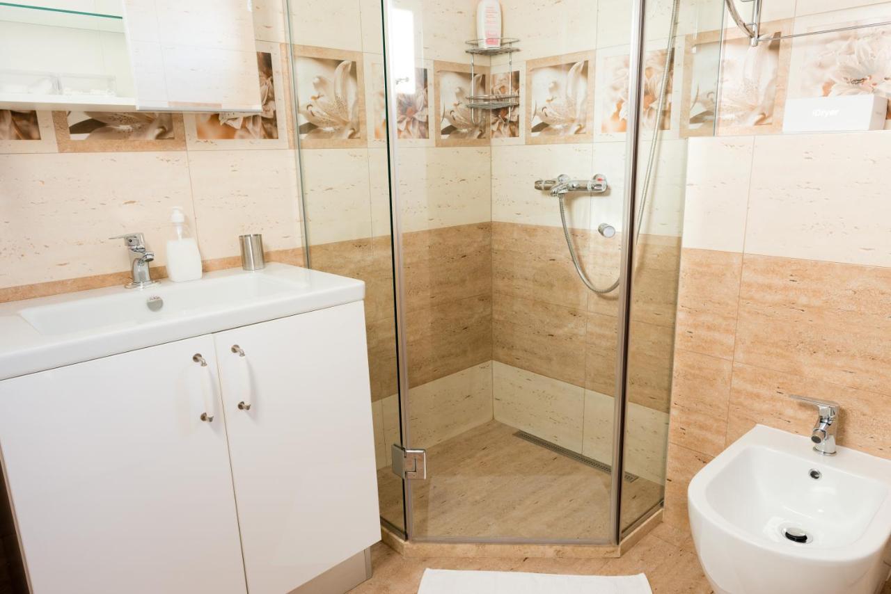 Romexpo Apartment Luxury - Aproape De Centru Si Parc Herastrau! Bucureşti Ngoại thất bức ảnh